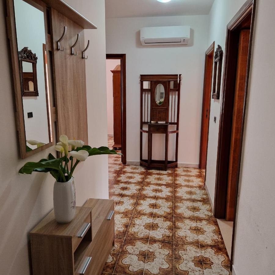 Appartamento Casa Vostra Bosa Exterior photo